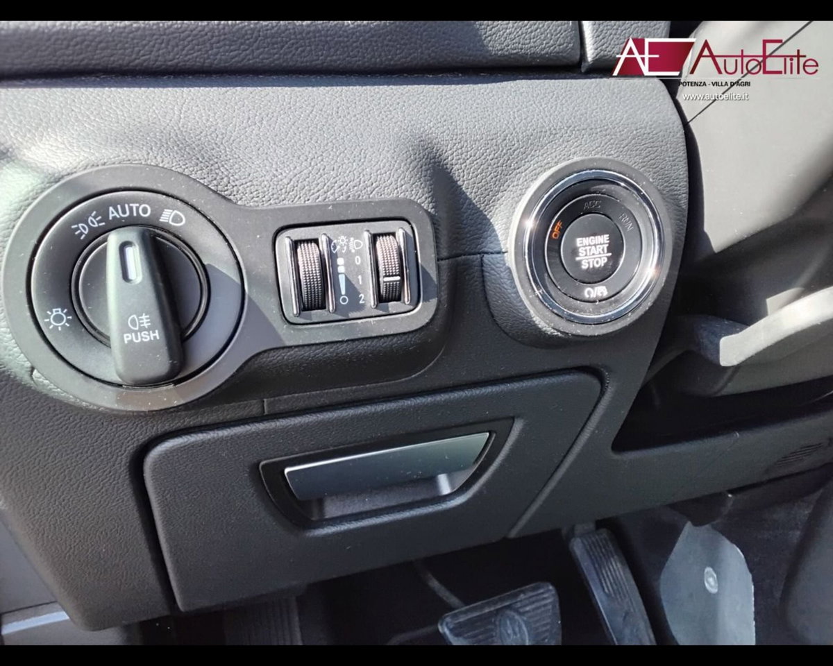 Maserati Ghibli Ghibli V6 Diesel (16)