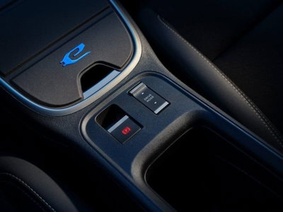 Jeep Avenger full-electric Altitude fwd 156cv auto (2)