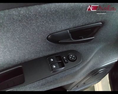 Lancia Ypsilon 1.2 69 CV 5 porte GPL Ecochic Silver (12)