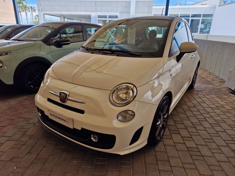 Abarth 500 1.4 Turbo T-Jet Custom