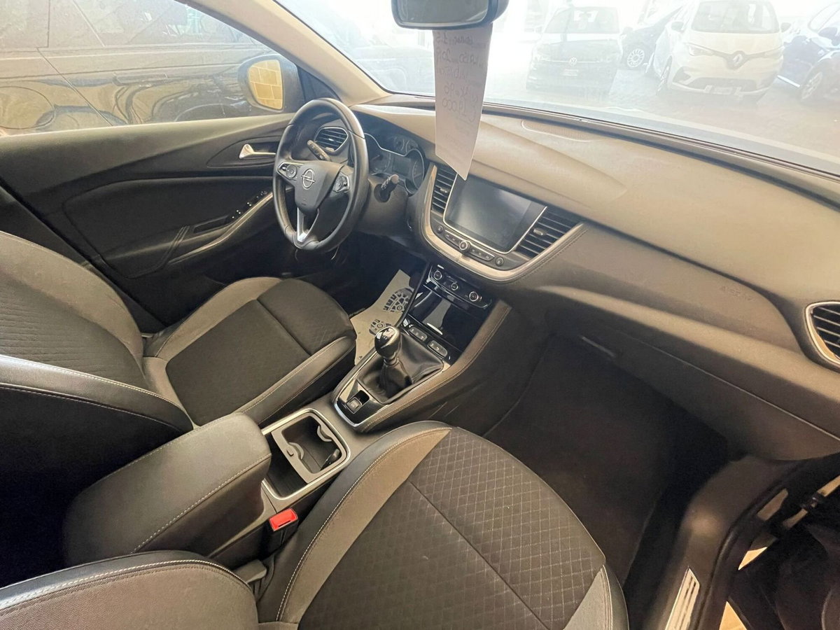 Opel Grandland X 1.5 diesel Ecotec Start&Stop Innovation (4)
