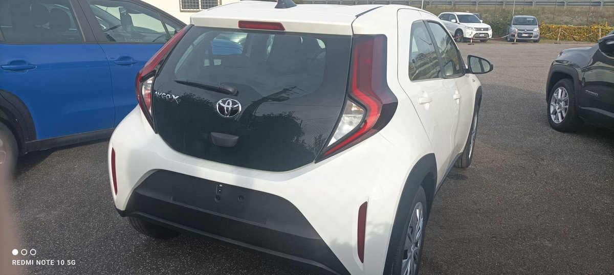 Toyota Aygo X 1.0 VVT-i 72 CV 5p. Undercover S-CVT (3)