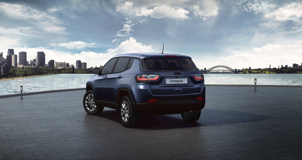 Jeep Compass 1.6 Multijet II 2WD Longitude (8)