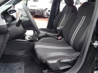 Opel Corsa 1.2 GS s&s 75cv (9)