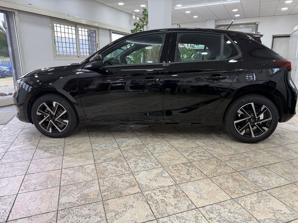 Opel Corsa 1.2 GS s&s 75cv (8)