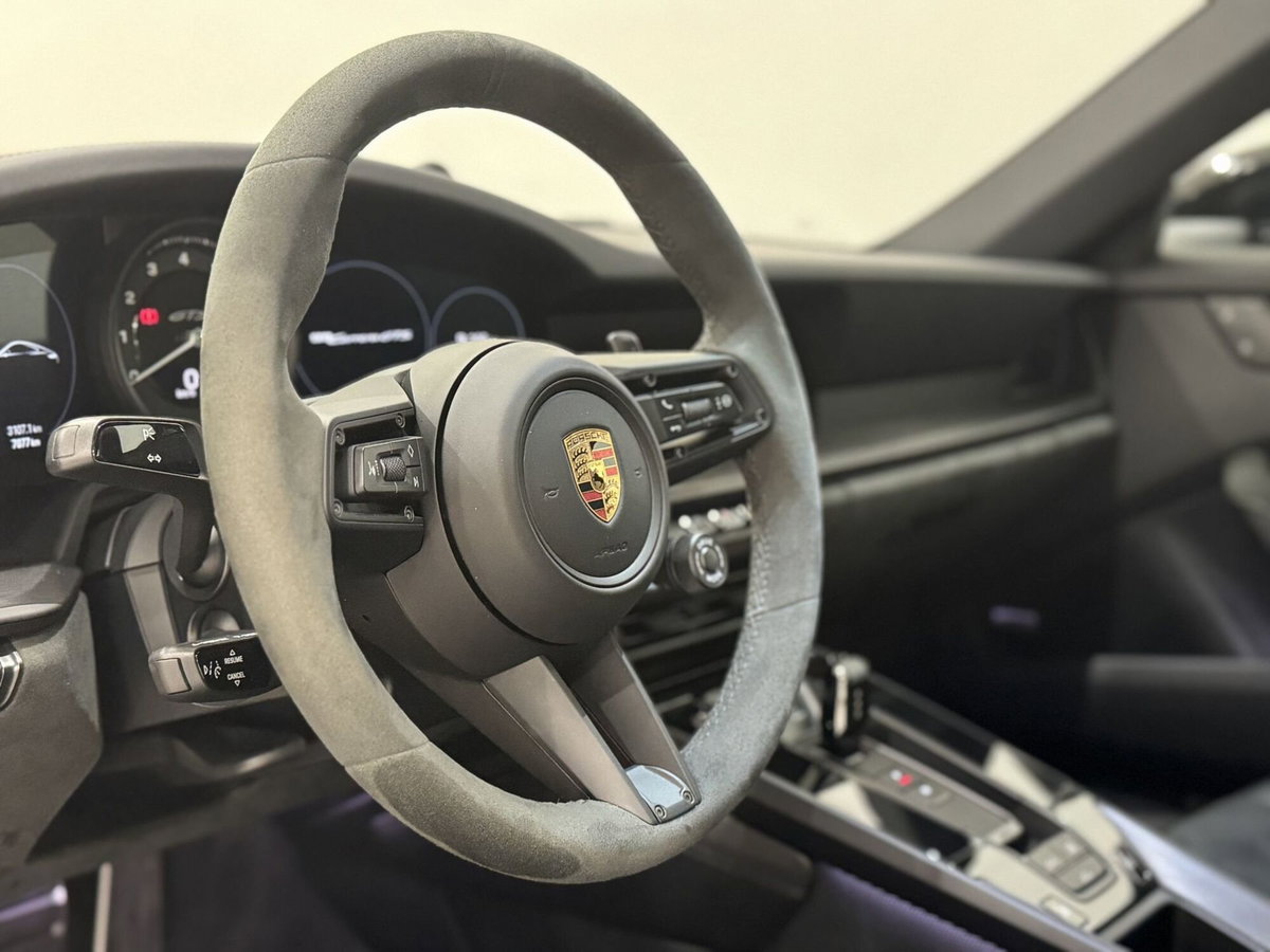 Porsche 911 Coupé Coupe 3.0 Carrera 4 GTS (13)
