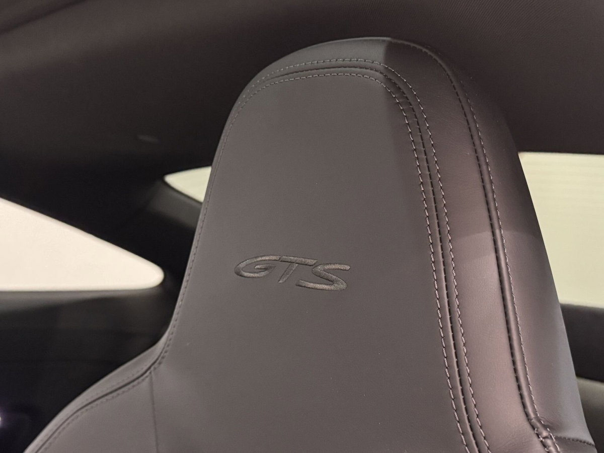 Porsche 911 Coupé Coupe 3.0 Carrera 4 GTS (17)
