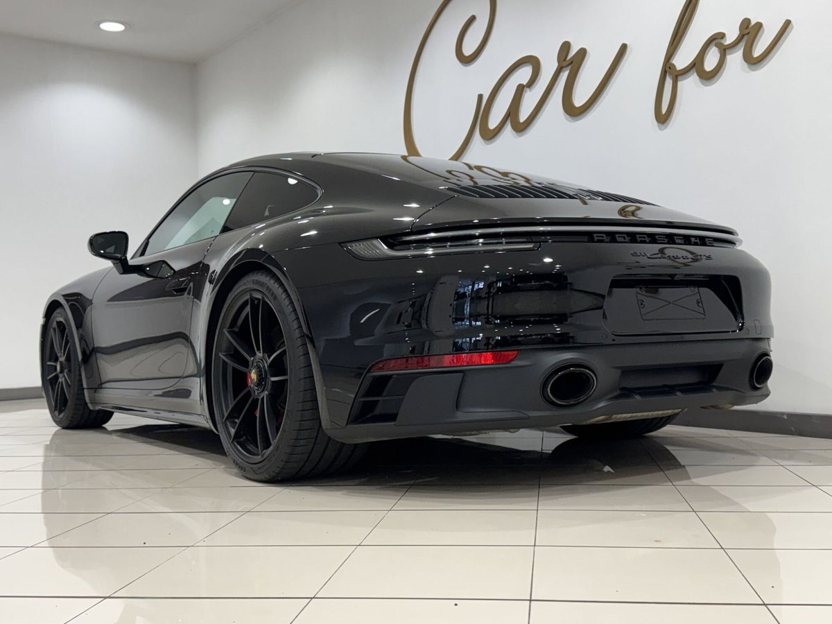 Porsche 911 Coupé Coupe 3.0 Carrera 4 GTS (9)