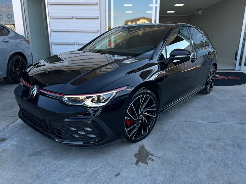 Volkswagen Golf 2.0 TSI GTI