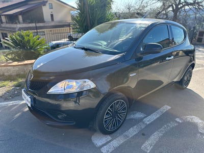Lancia Ypsilon 1.2 69 CV 5 porte GPL Ecochic Gold usata