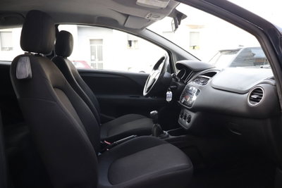Fiat Punto 1.3 MJT II 75 CV 3 porte Street (16)