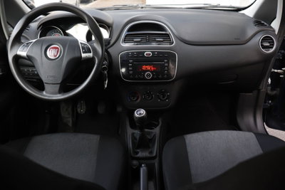 Fiat Punto 1.3 MJT II 75 CV 3 porte Street (2)