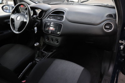 Fiat Punto 1.3 MJT II 75 CV 3 porte Street (6)