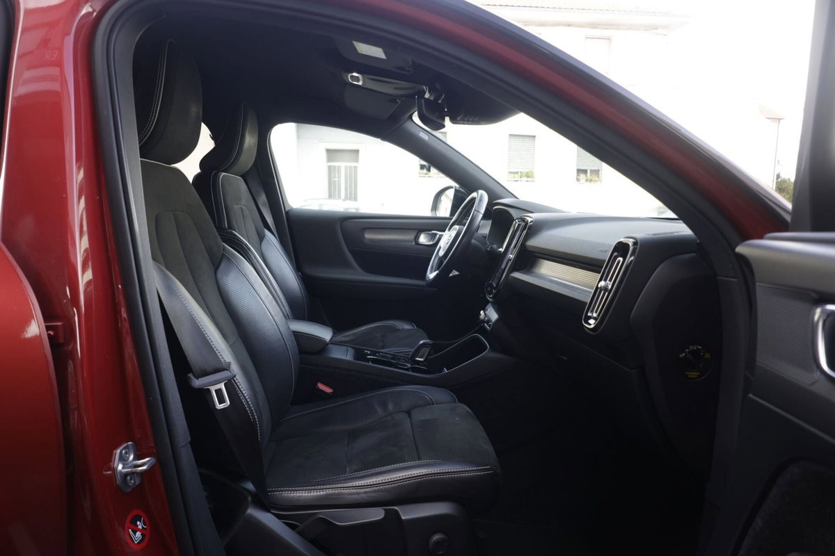 Volvo XC40 D3 AWD Geartronic R-design (11)