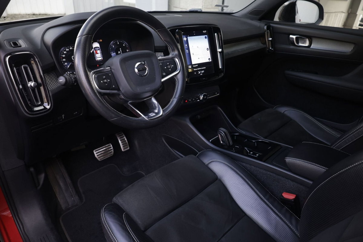 Volvo XC40 D3 AWD Geartronic R-design (15)