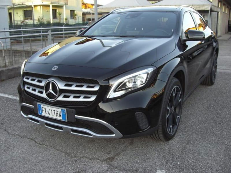 Mercedes-Benz GLA SUV 220 Automatic 4Matic Premium