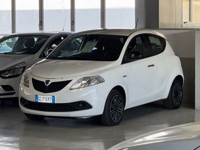 Lancia Ypsilon 1.2 69 CV 5 porte Gold usata