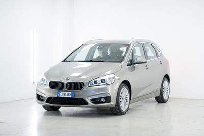 BMW Serie 2 Active Tourer 218d  Luxury auto usata