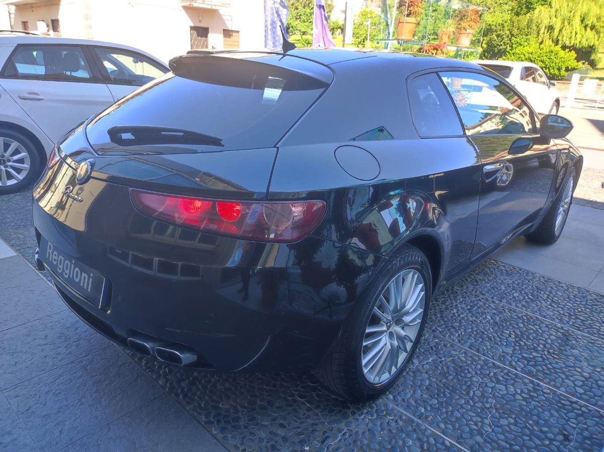 Alfa Romeo Brera 2.4 JTDm 20V 210CV (11)