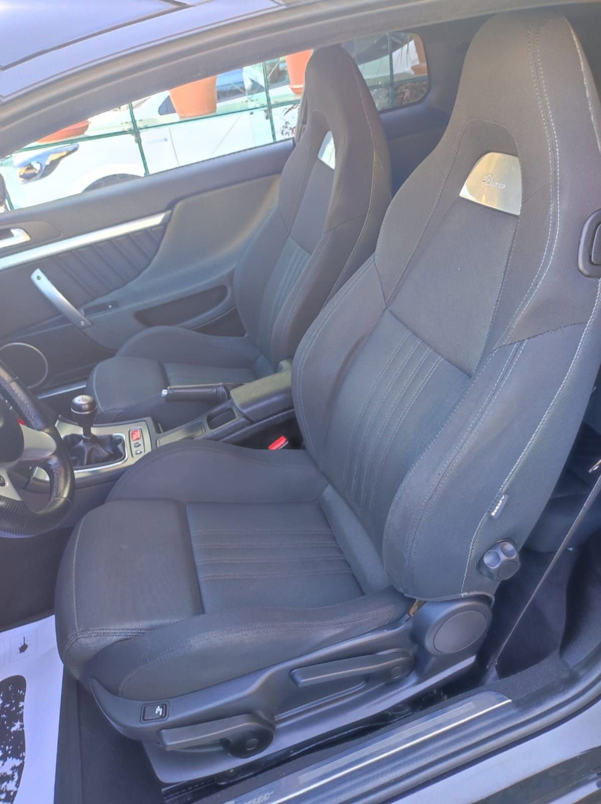 Alfa Romeo Brera 2.4 JTDm 20V 210CV (13)