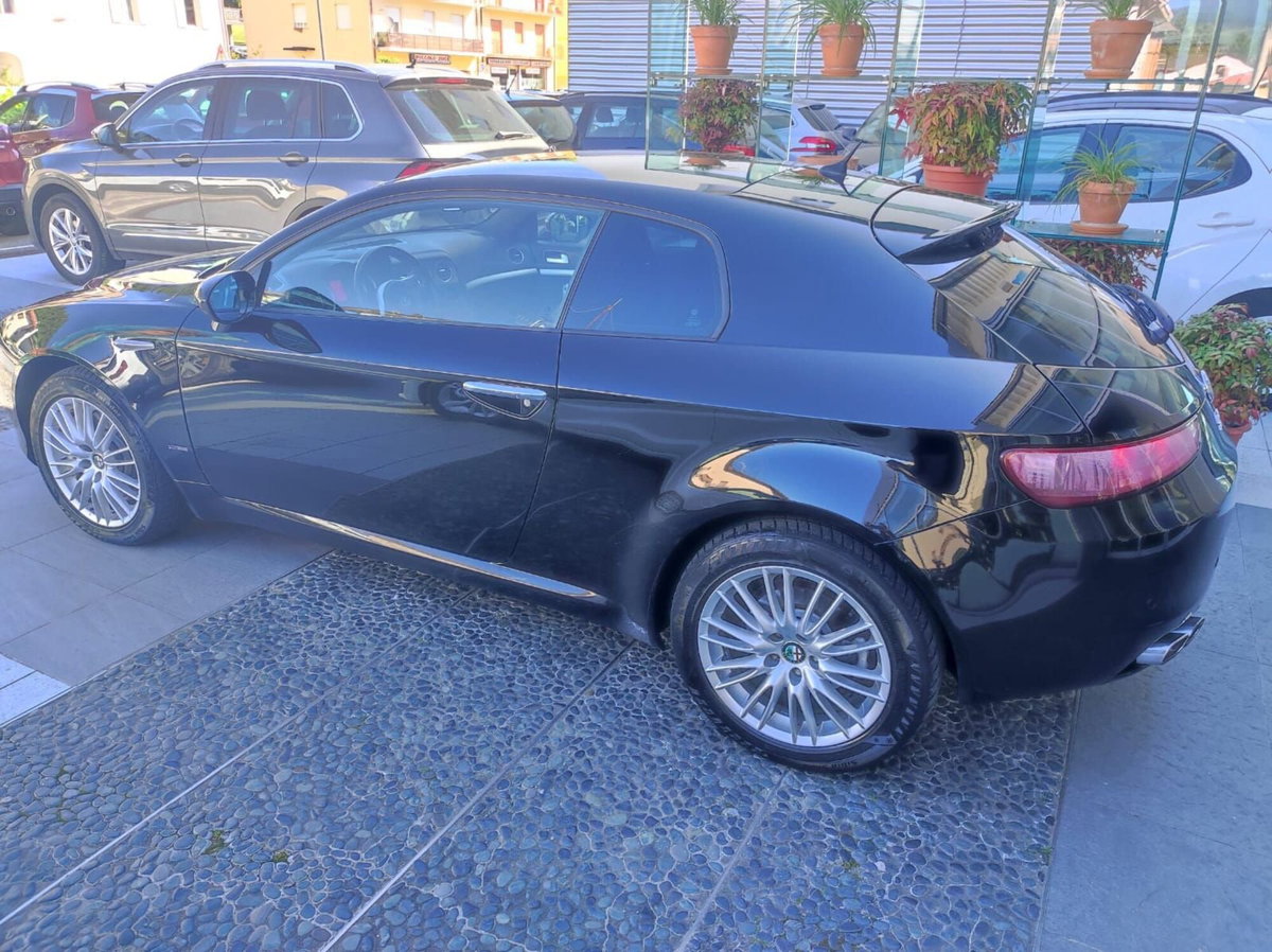 Alfa Romeo Brera 2.4 JTDm 20V 210CV (16)