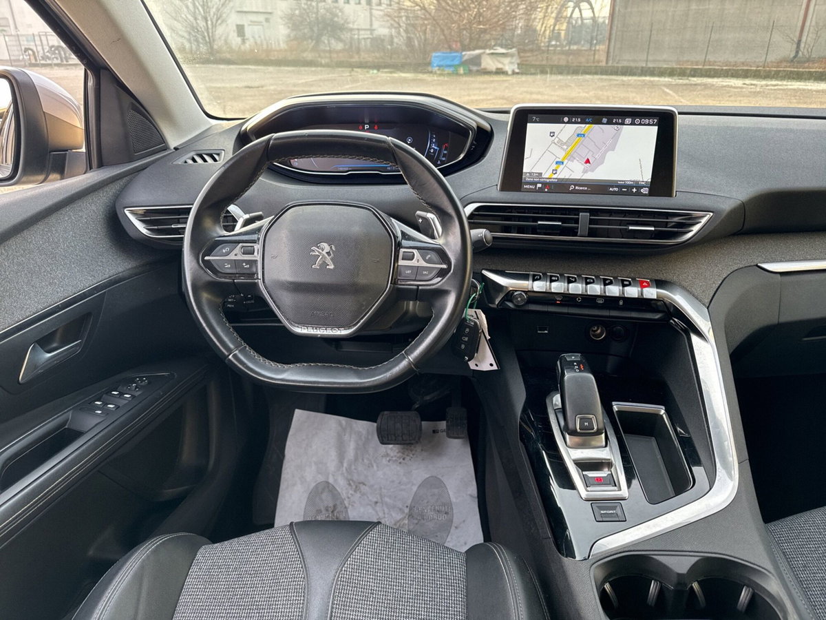 Peugeot 3008 BlueHDi 130 S&S EAT8 Allure Pack (11)