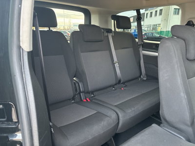 Peugeot Traveller BlueHDi 120 S&S Long Business (11)