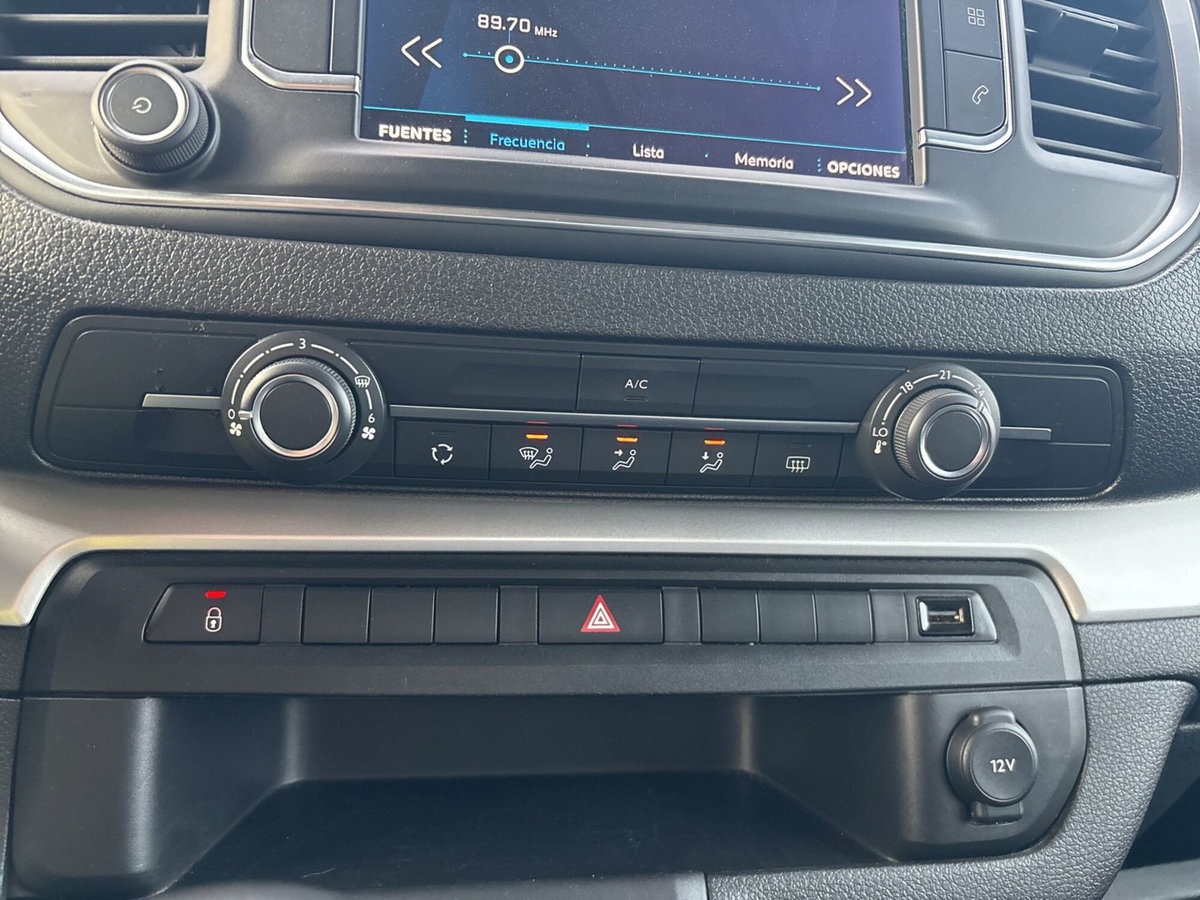 Peugeot Traveller BlueHDi 120 S&S Long Business (15)