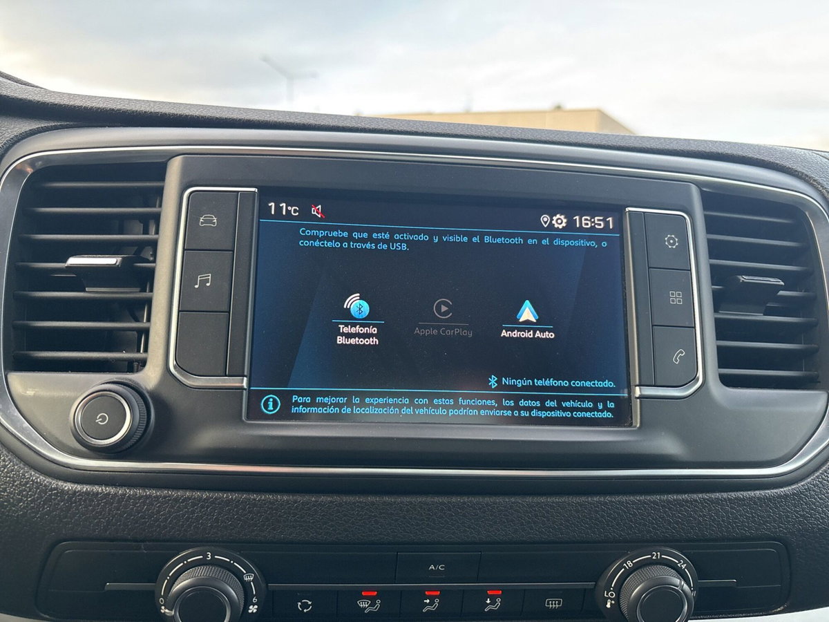 Peugeot Traveller BlueHDi 120 S&S Long Business (17)