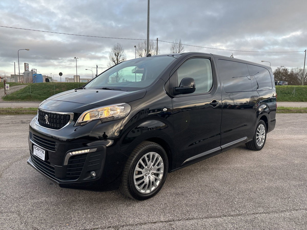 Peugeot Traveller BlueHDi 120 S&S Long Business (2)