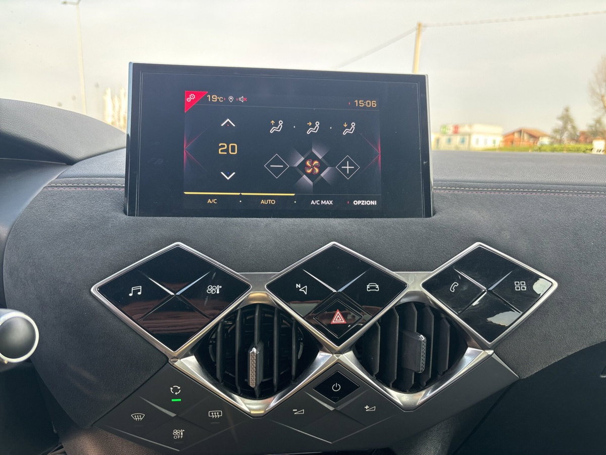Ds DS 3 DS 3 Crossback PureTech 130 aut. Performance Line (13)