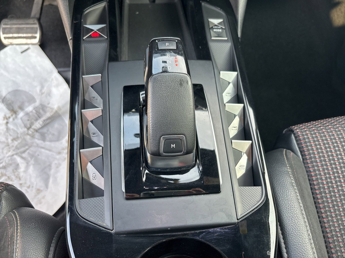 Ds DS 3 DS 3 Crossback PureTech 130 aut. Performance Line (16)