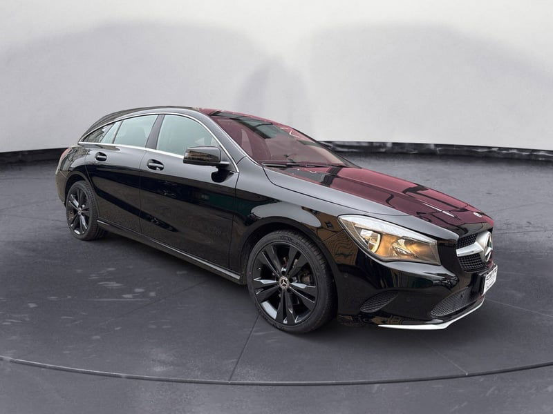 Mercedes-Benz CLA Shooting Brake 220 d 4Matic Automatic Sport