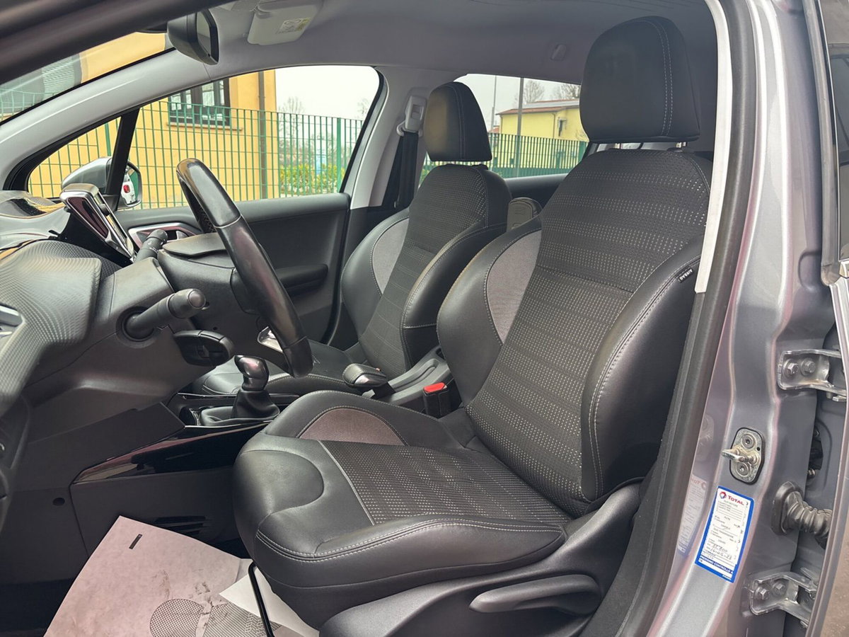 Peugeot 2008 100 Allure (10)
