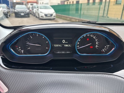 Peugeot 2008 100 Allure (9)