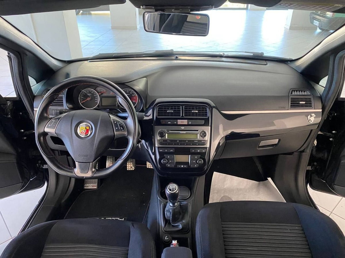 Abarth Grande Punto 1.4 T-Jet 16V 3 porte (18)