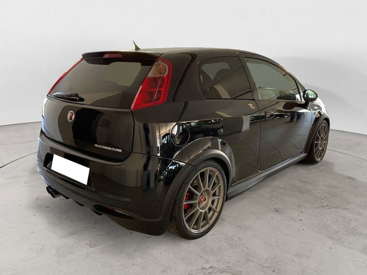 Abarth Grande Punto 1.4 T-Jet 16V 3 porte (6)