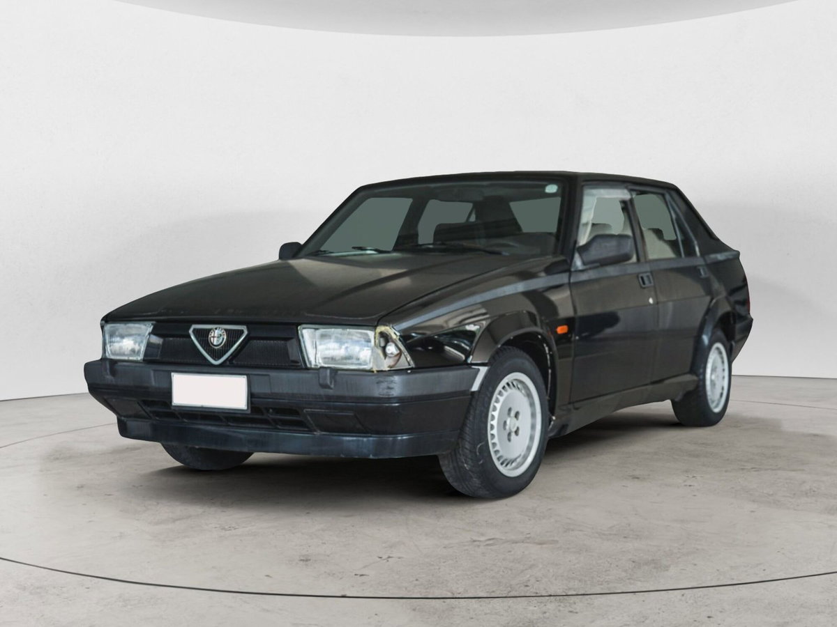 Alfa Romeo 75 2.0