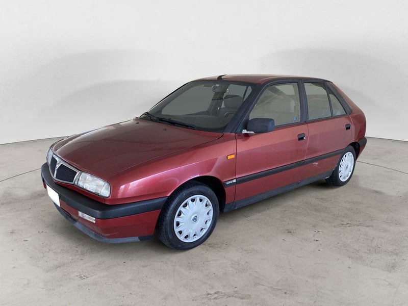 Lancia Delta 1.6 i.e. cat 5 porte