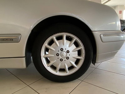 Mercedes-Benz Classe E 200 Kompressor cat Classic (9)