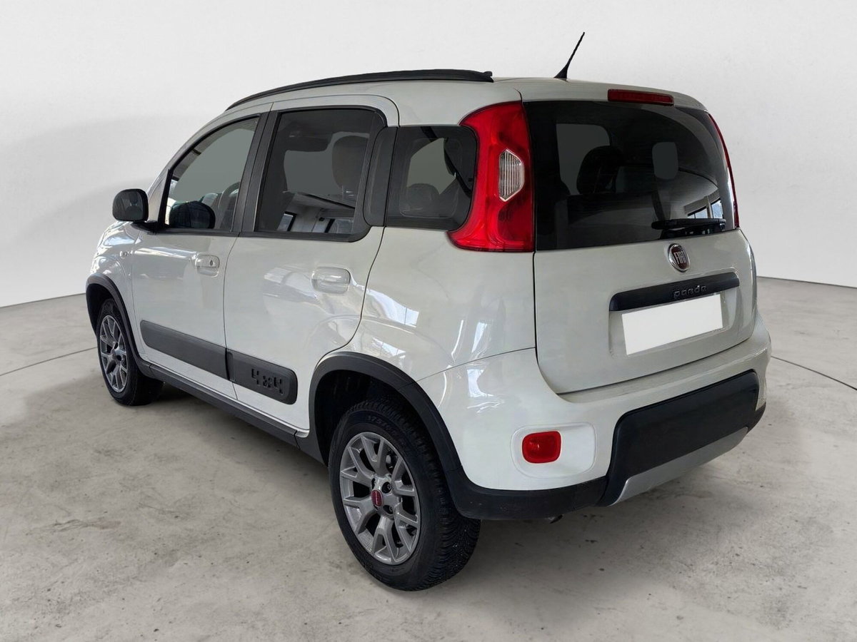 Fiat Panda 1.3 MJT 95 CV S&S 4x4 (4)