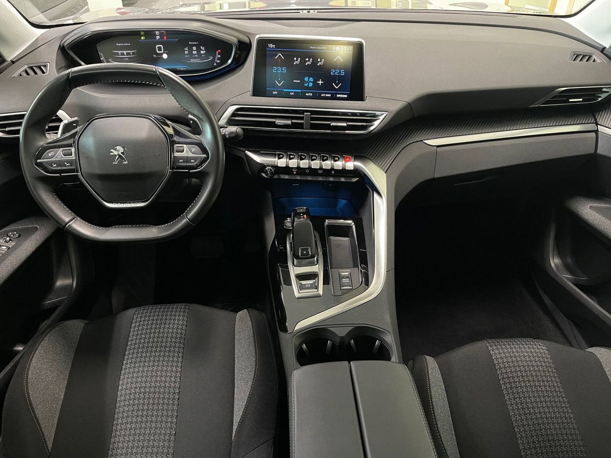 Peugeot 3008 PureTech Turbo 130 S&S EAT8 Active Pack (14)