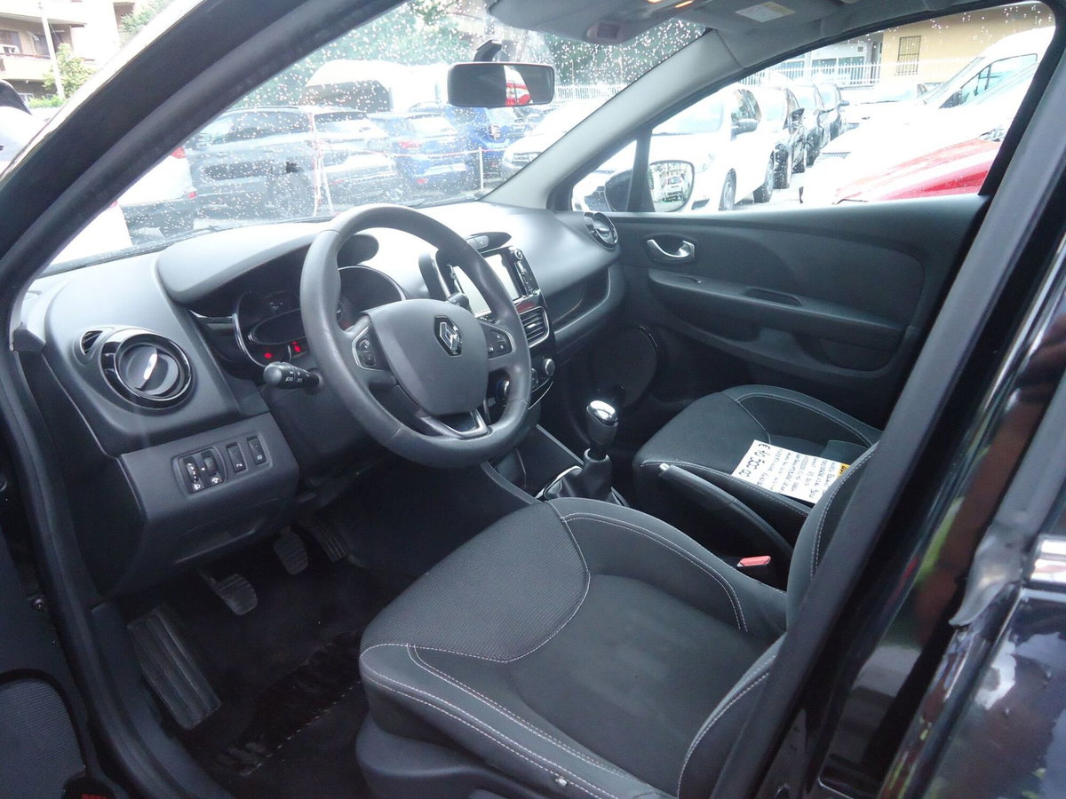 Renault Clio SporTour 1.5 dCi 90CV SporTour Dynamique (6)