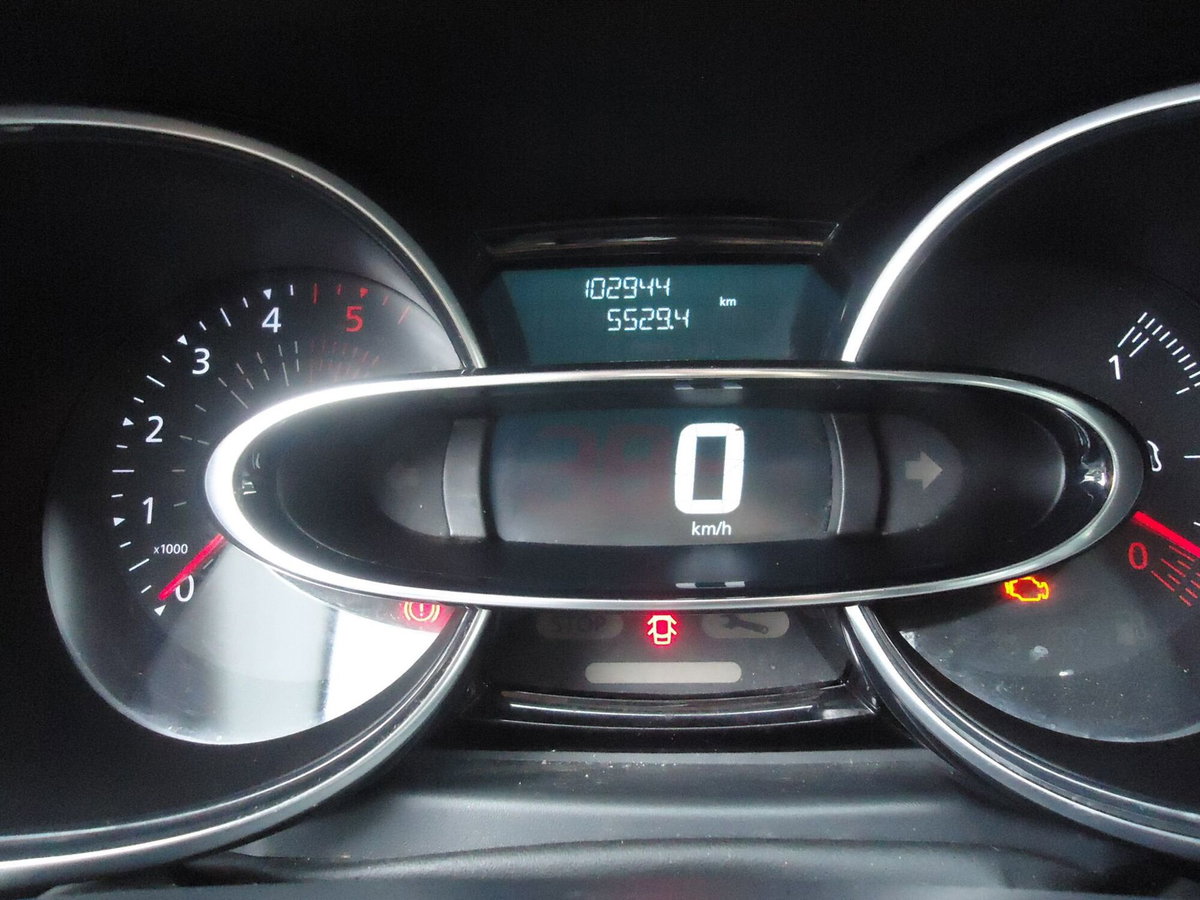 Renault Clio SporTour 1.5 dCi 90CV SporTour Dynamique (7)