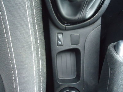 Renault Clio SporTour 1.5 dCi 90CV SporTour Dynamique (8)
