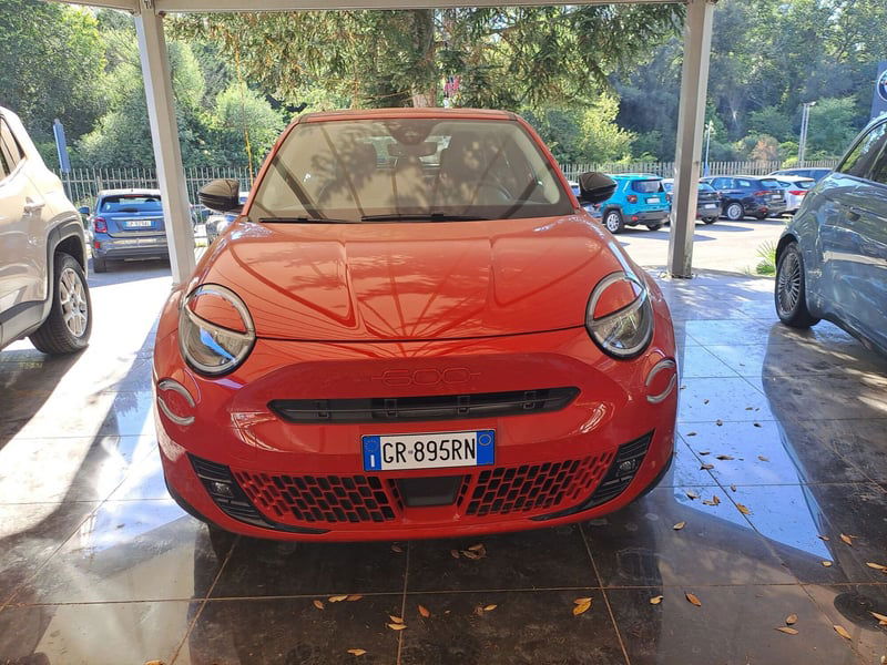 Fiat 600e 54kWh Red