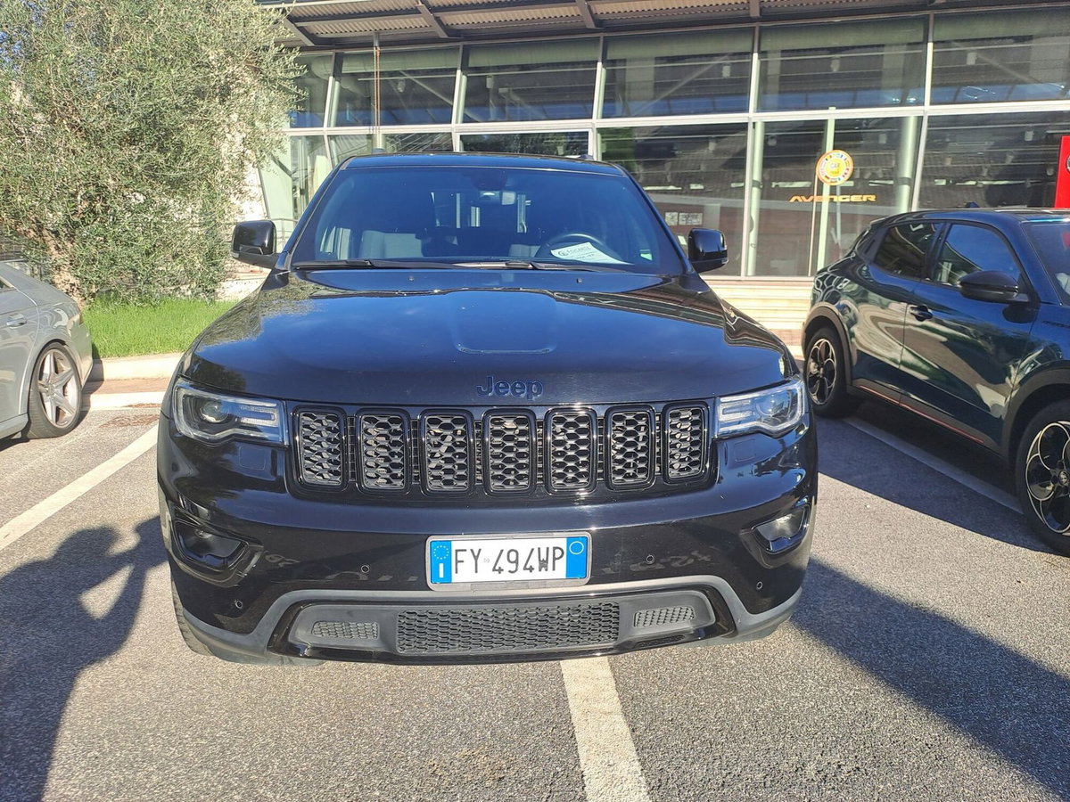 Jeep Grand Cherokee 3.0 V6 CRD 250 CV Multijet II Limited (2)
