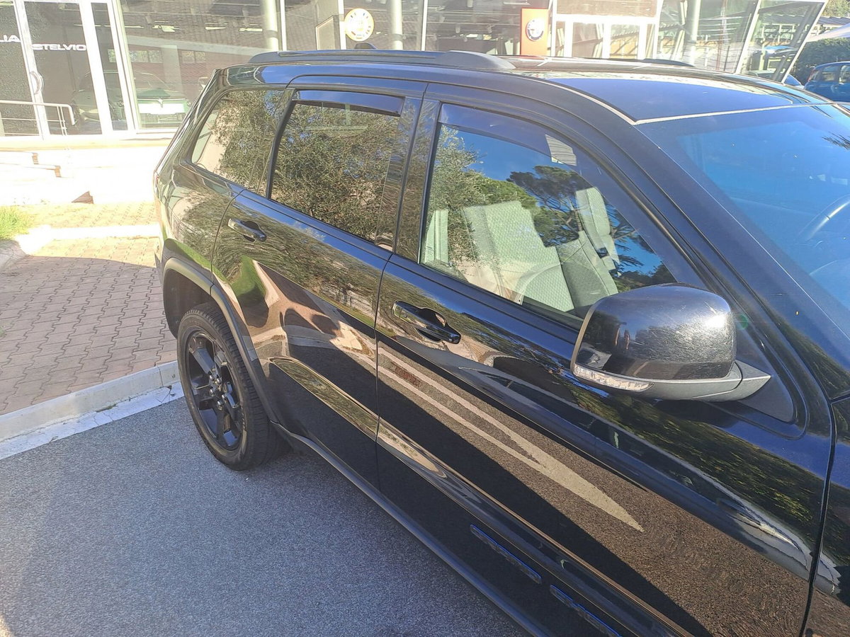 Jeep Grand Cherokee 3.0 V6 CRD 250 CV Multijet II Limited (7)