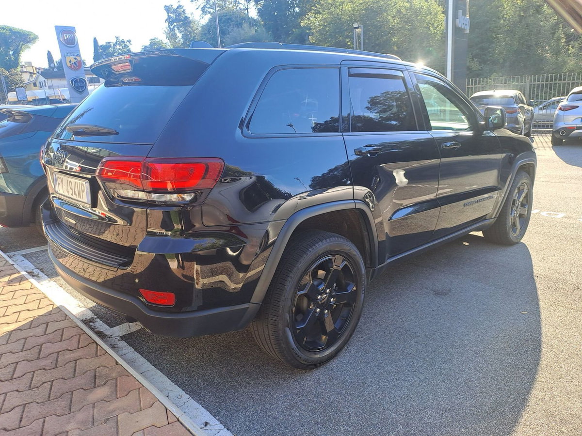 Jeep Grand Cherokee 3.0 V6 CRD 250 CV Multijet II Limited (8)