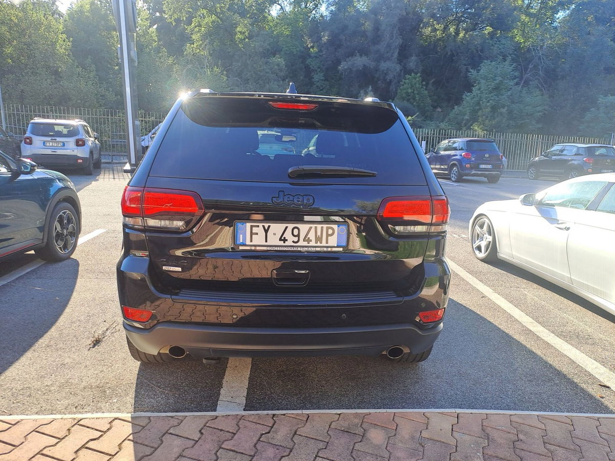 Jeep Grand Cherokee 3.0 V6 CRD 250 CV Multijet II Limited (9)